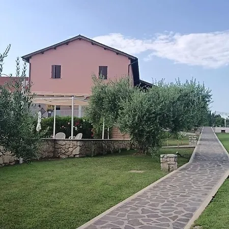 Gospodarstwo agroturystyczne Tenuta Marchesi Fezia Narni